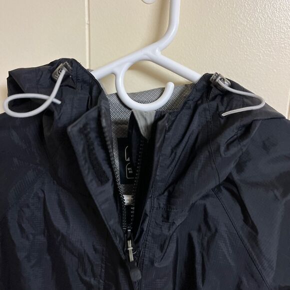 EMS Eastern Mountain Sports Lightweight Rain Jacket Medium - Picture 4 of 11